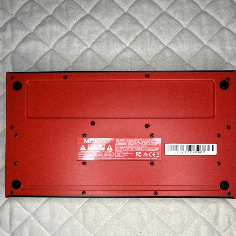 AKAI Professional MPK Mini MK3 25 Key USB MIDI Controller Pad Keyboard Portable